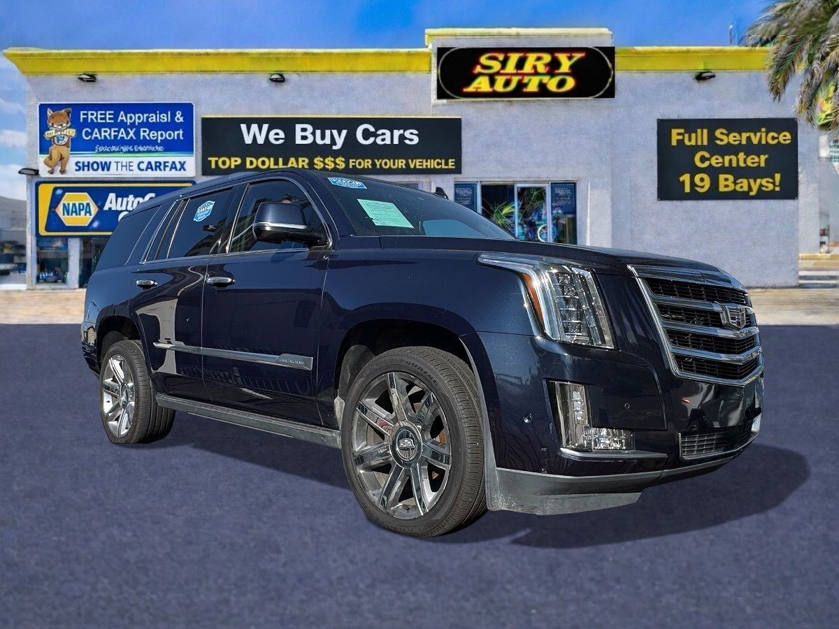 2017 CADILLAC Escalade