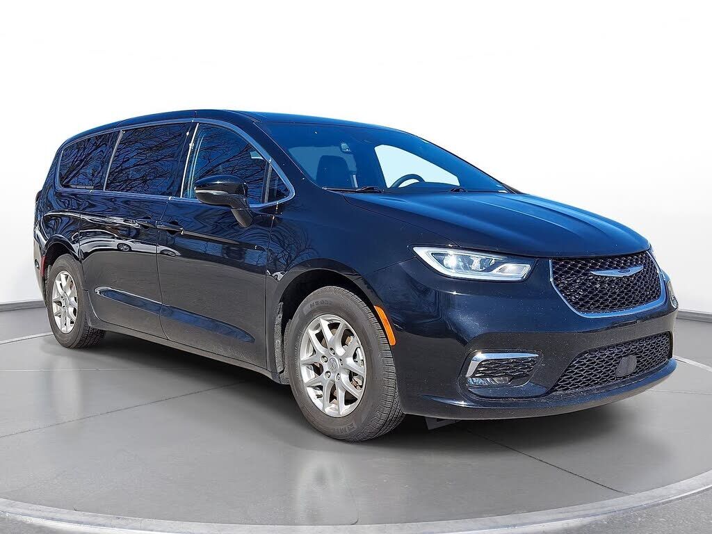 2025 CHRYSLER Pacifica
