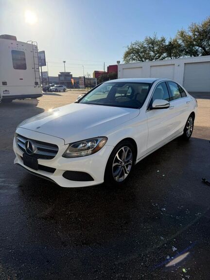2017 MERCEDES-BENZ C-Class