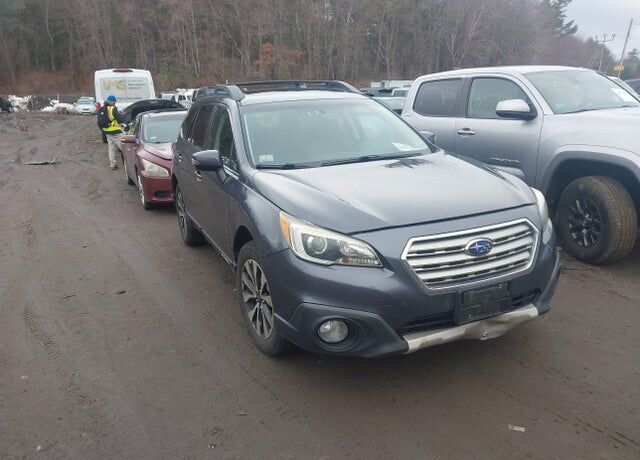 2017 SUBARU Outback