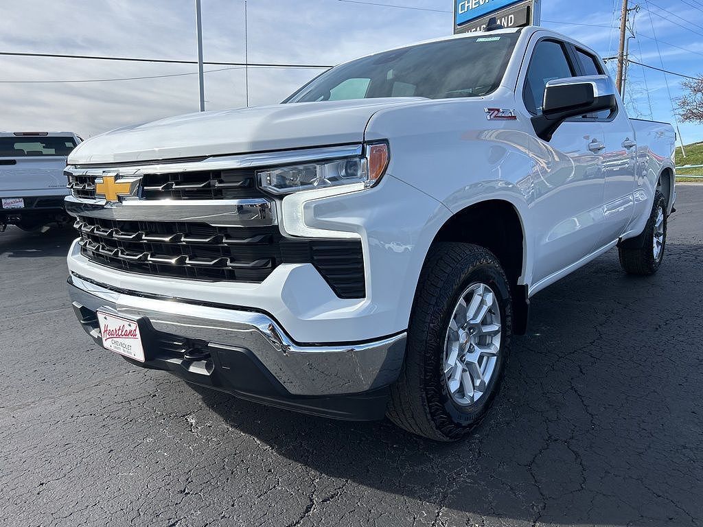 2026 CHEVROLET Silverado