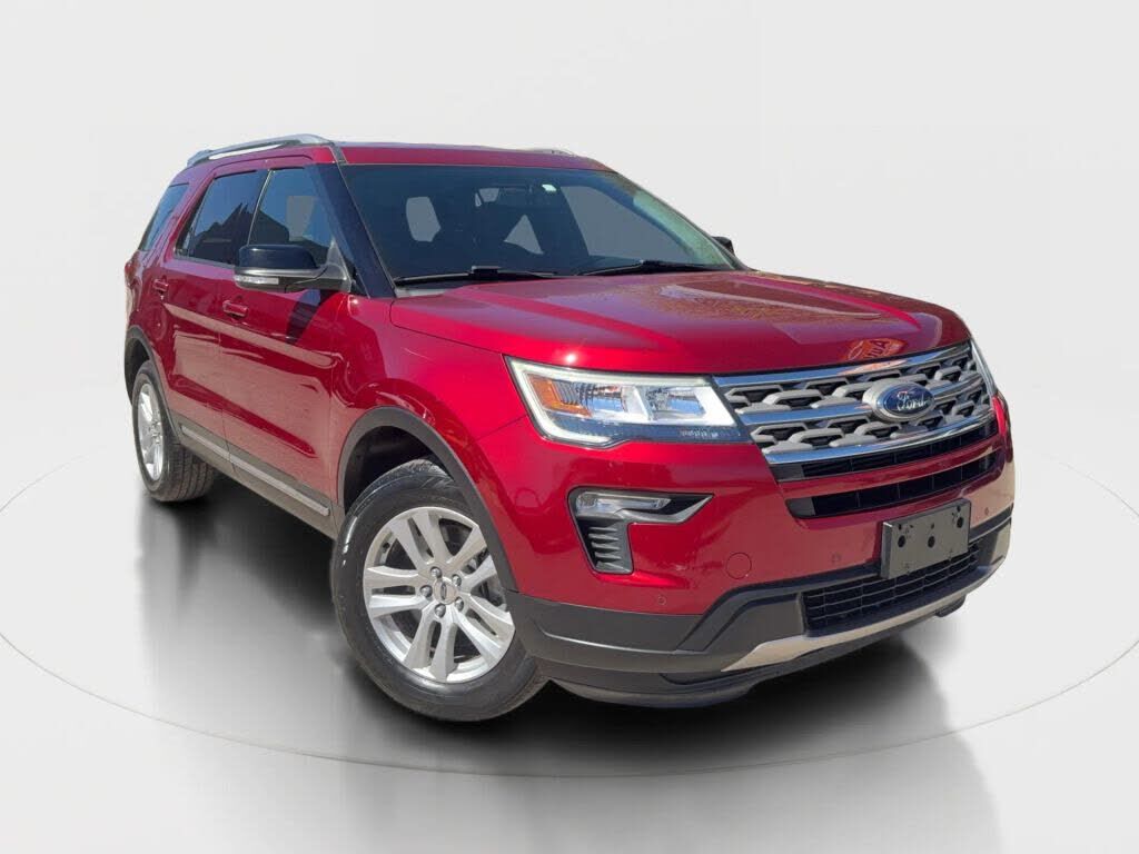 2018 FORD Explorer