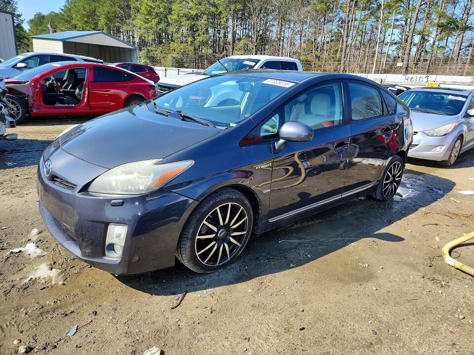2011 TOYOTA PRIUS