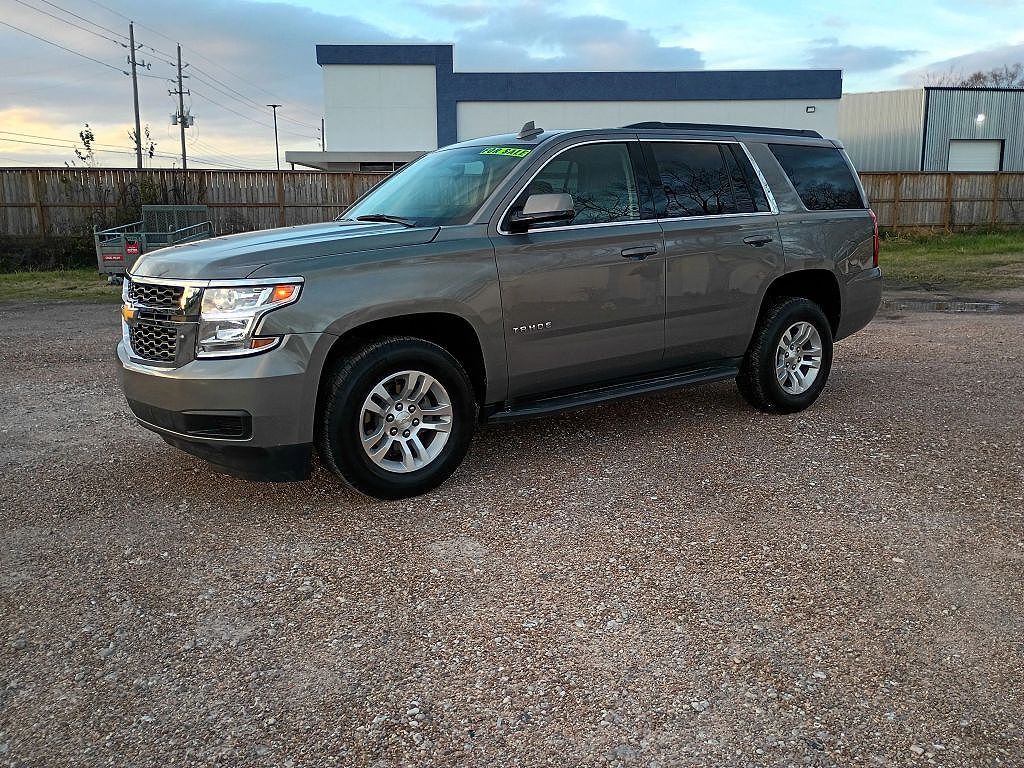 2017 CHEVROLET Tahoe