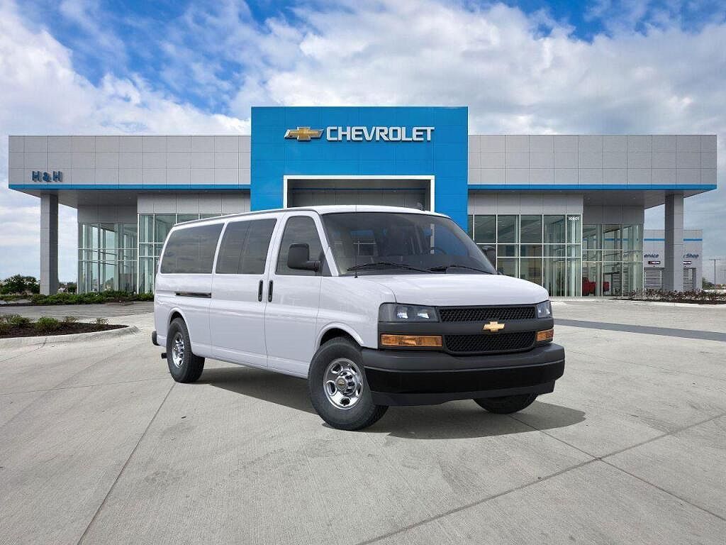 2026 CHEVROLET Express