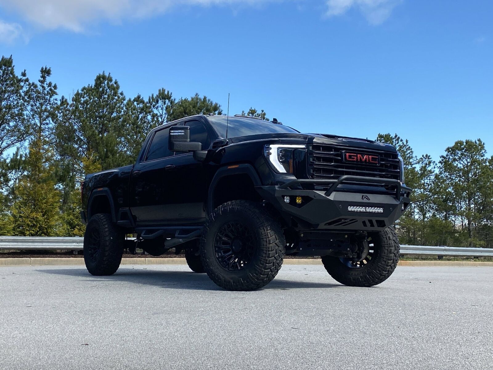 2025 GMC Sierra HD