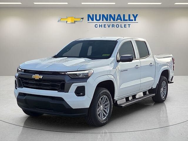 2025 CHEVROLET Colorado