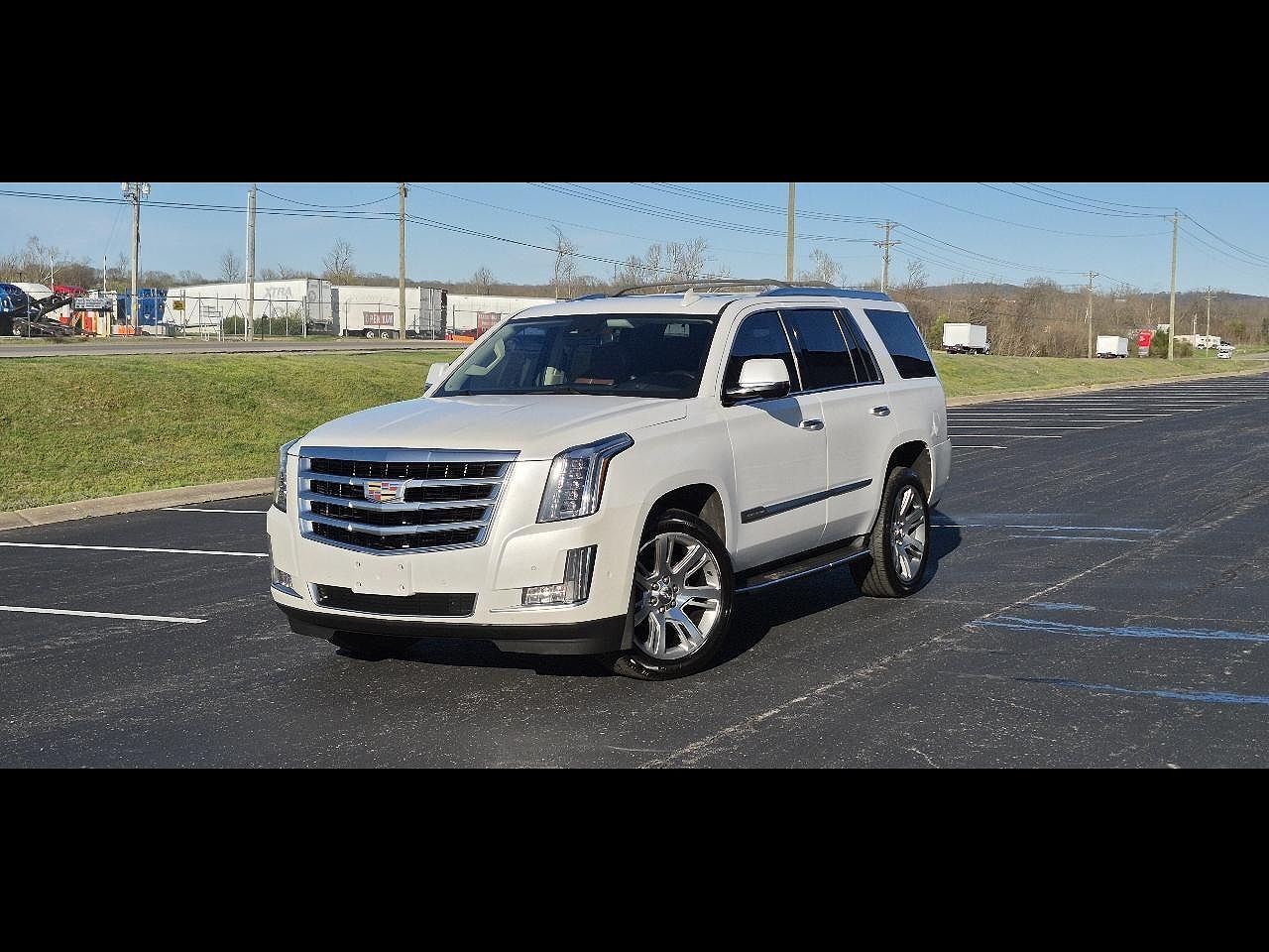 2017 CADILLAC Escalade