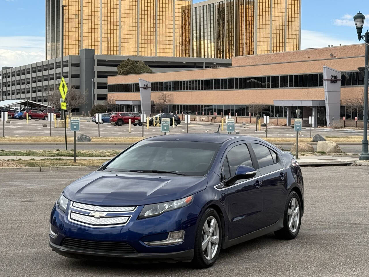 2013 CHEVROLET Volt