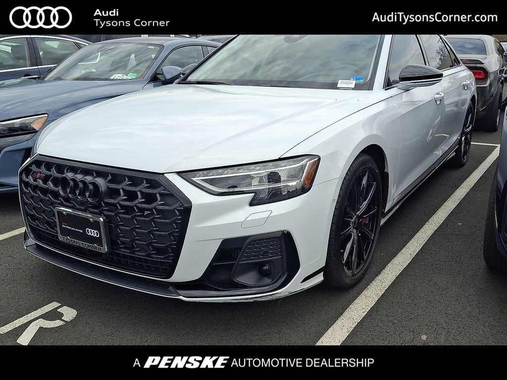 2023 AUDI S8