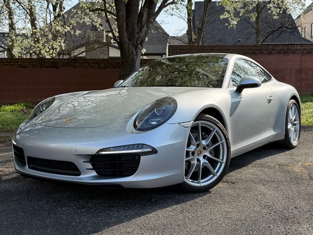 2016 PORSCHE 911