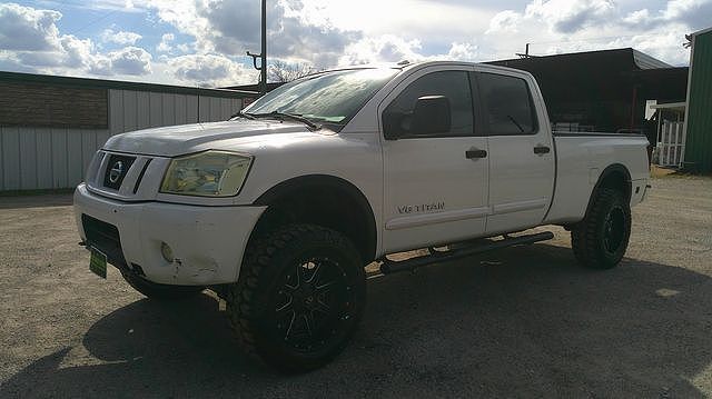 2009 NISSAN Titan