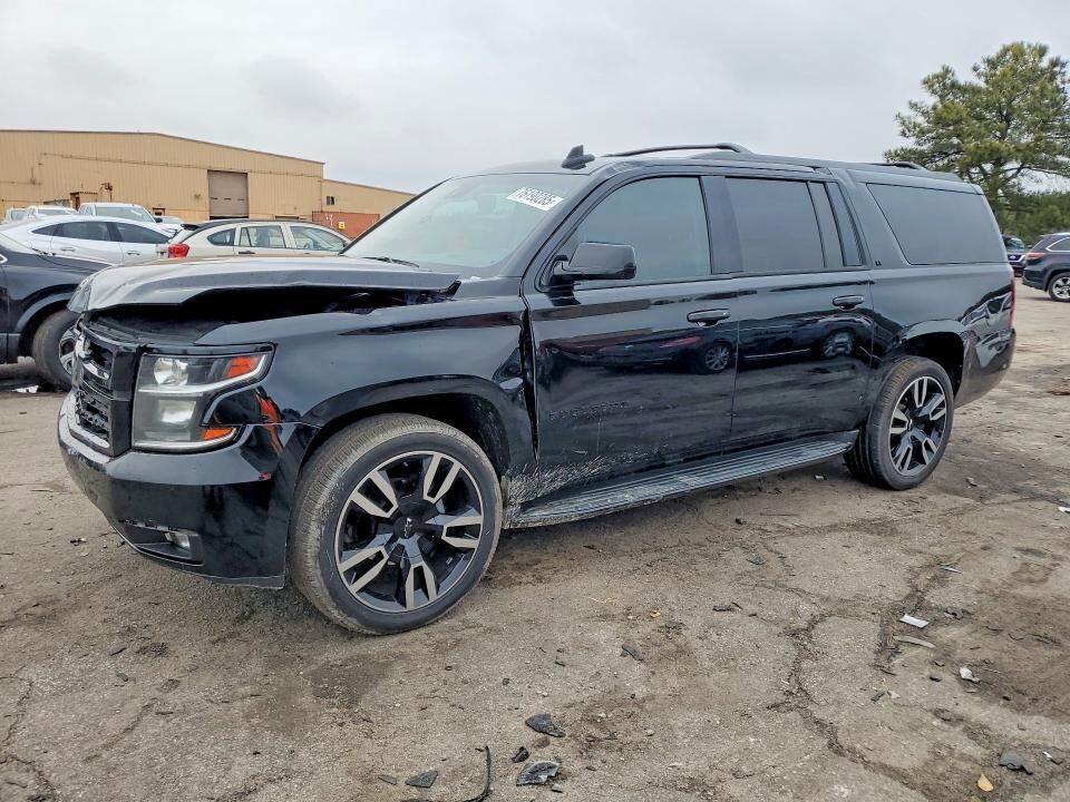 2018 CHEVROLET Suburban