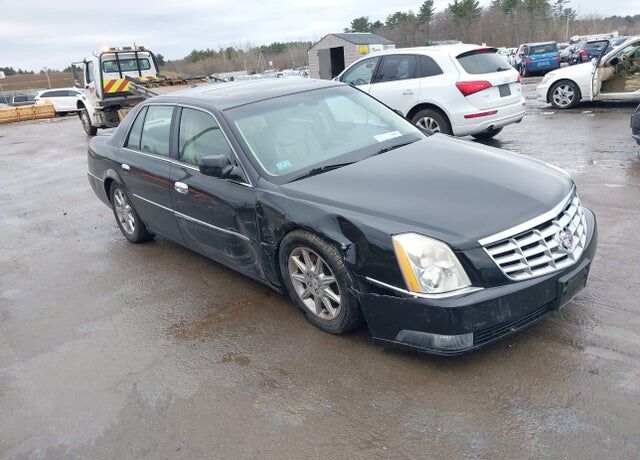 2010 CADILLAC DTS