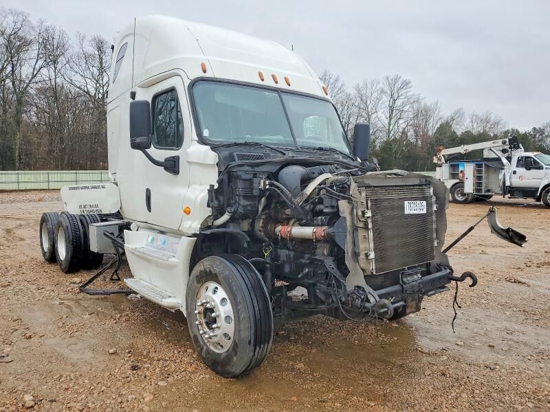 2013 FREIGHTLINER Cascadia