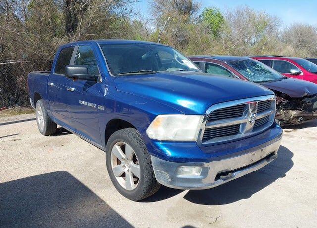 2011 DODGE Ram