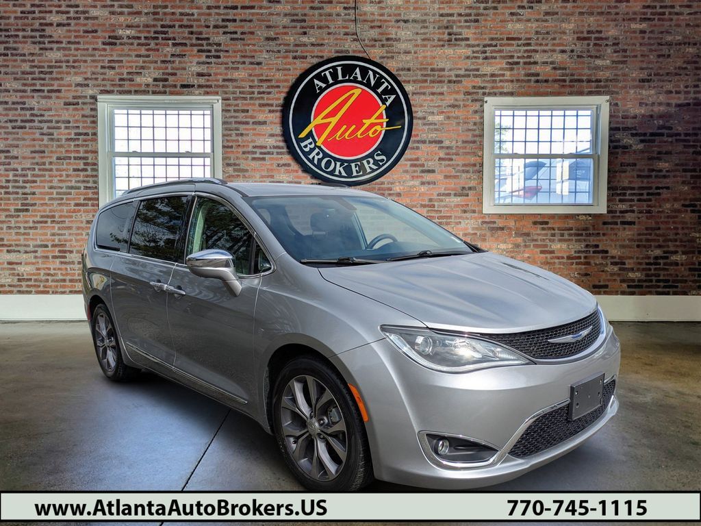2019 CHRYSLER Pacifica