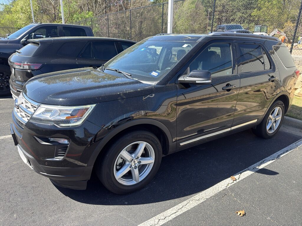 2018 FORD Explorer