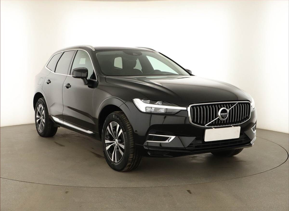 2021 VOLVO S60