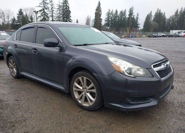 2013 SUBARU Legacy