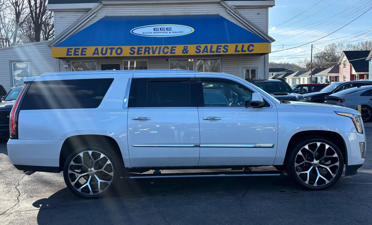 2016 CADILLAC Escalade
