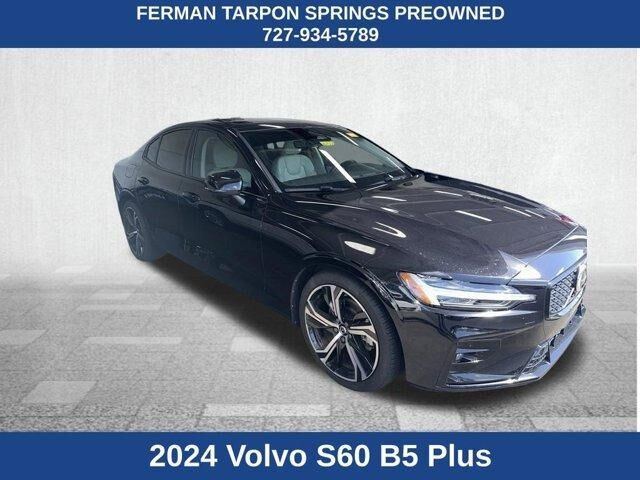 2024 VOLVO S60