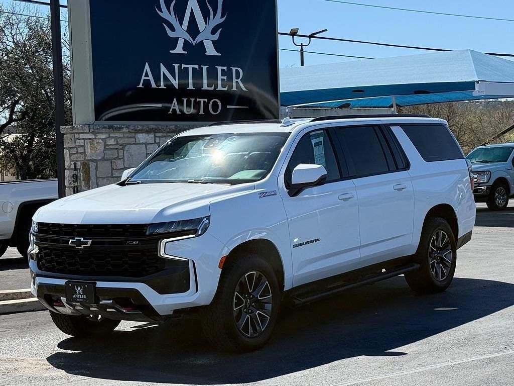 2023 CHEVROLET Suburban