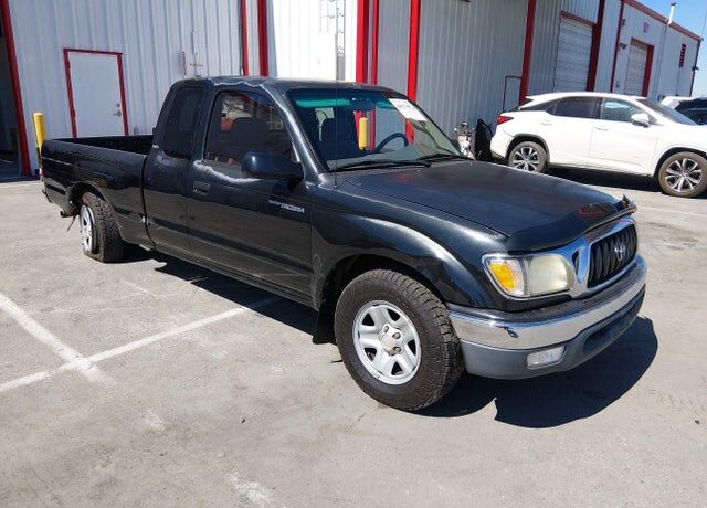 2003 TOYOTA Tacoma