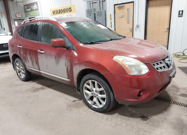 2013 NISSAN Rogue