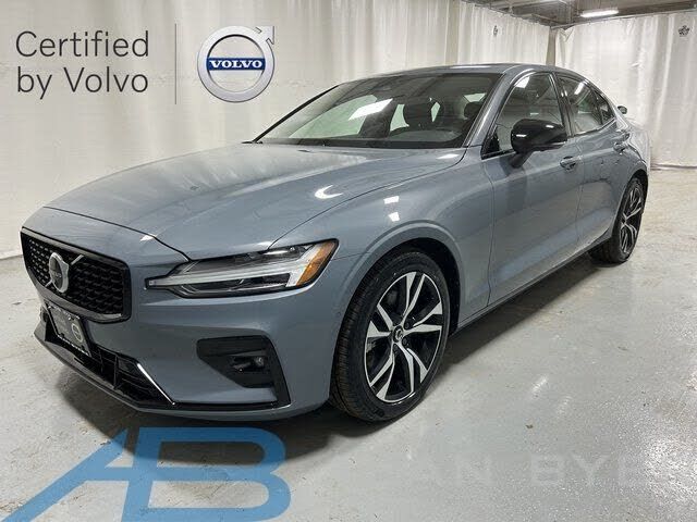 2024 VOLVO S60