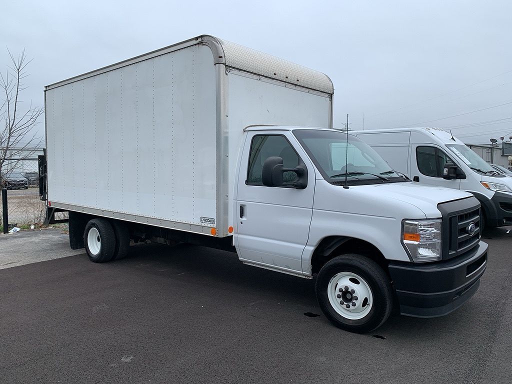 2024 FORD E-350