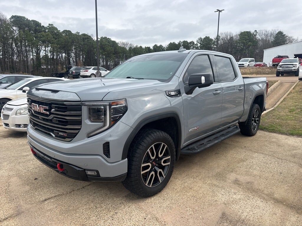 2024 GMC Sierra