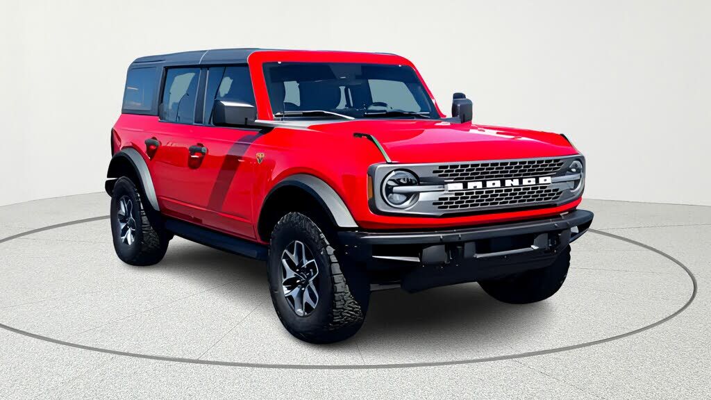 2024 FORD Bronco