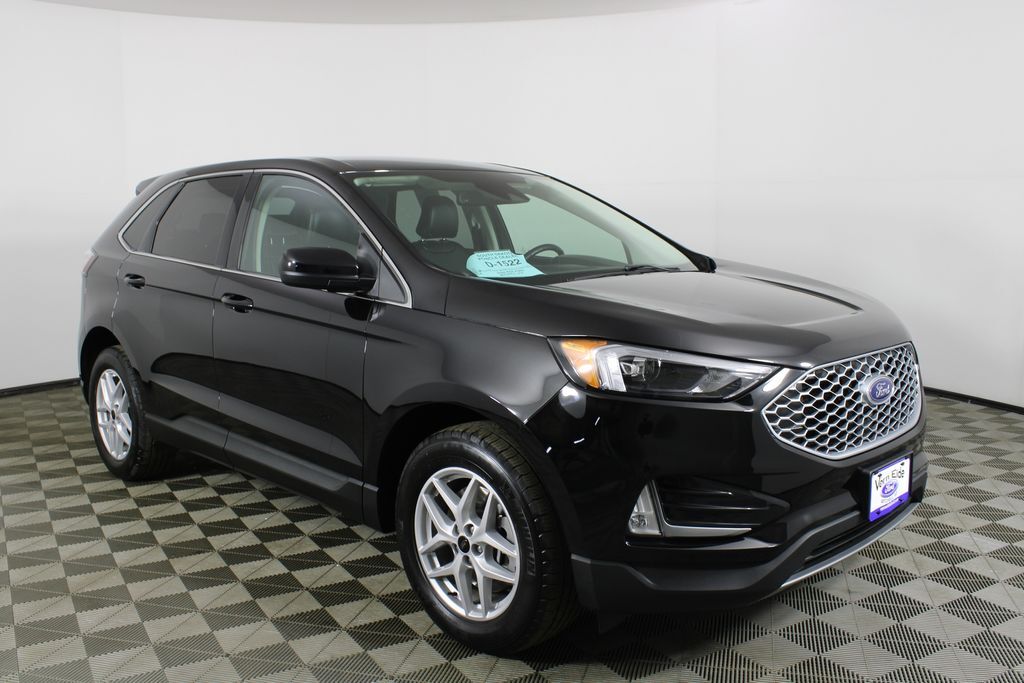 2023 FORD Edge