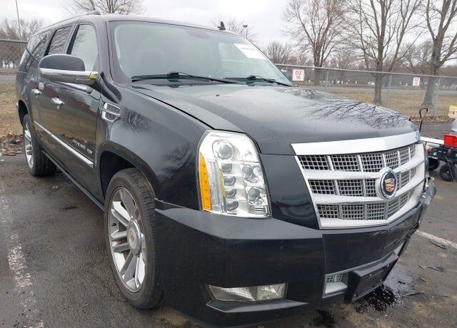 2014 CADILLAC Escalade