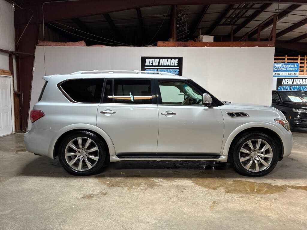 2012 INFINITI QX56