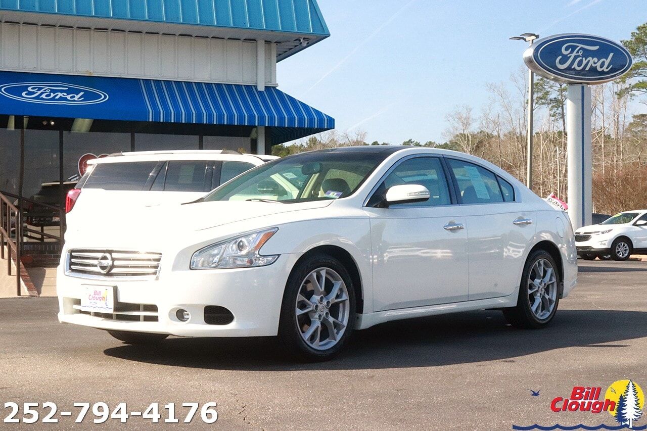 2013 NISSAN Maxima