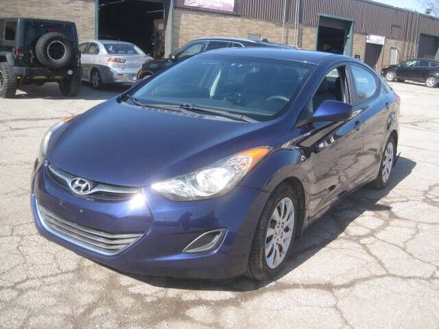 2013 HYUNDAI Elantra