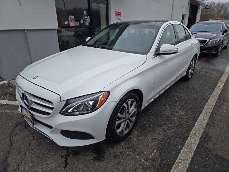 2015 MERCEDES-BENZ C-Class