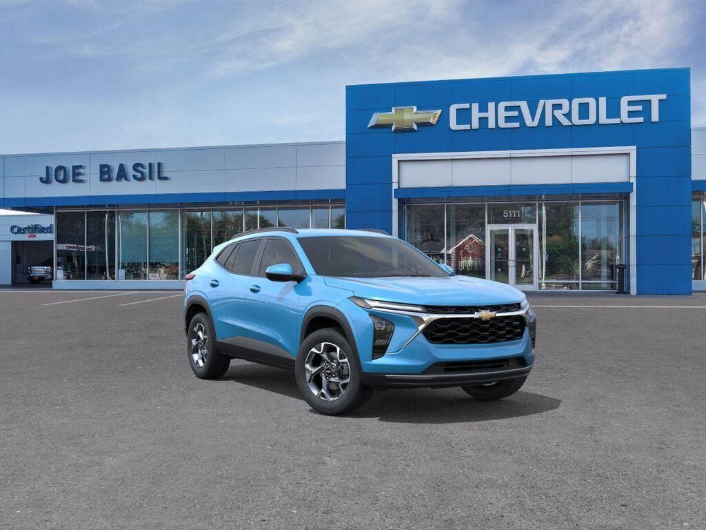 2026 CHEVROLET Trax