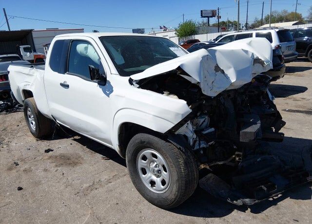 2024 NISSAN Frontier