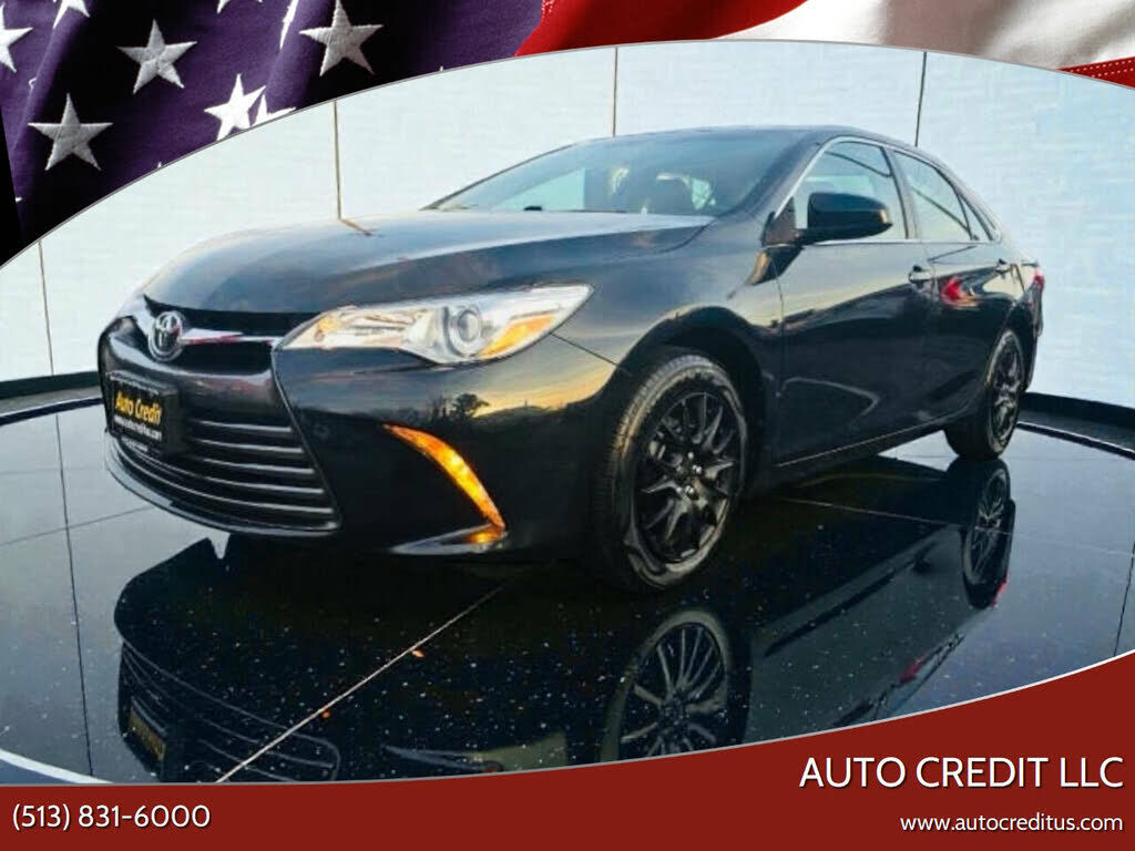 2017 TOYOTA Camry