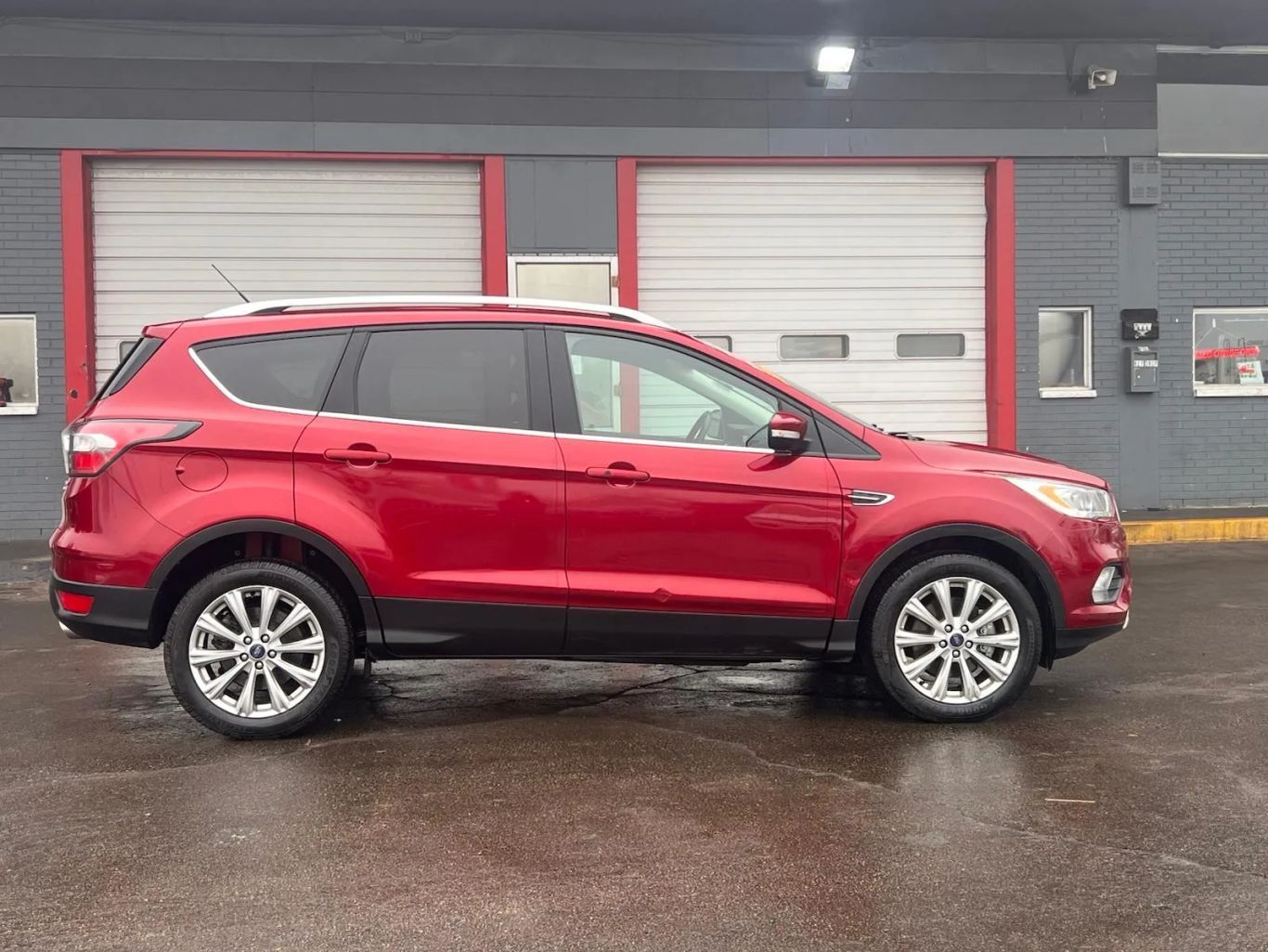 2017 FORD Escape