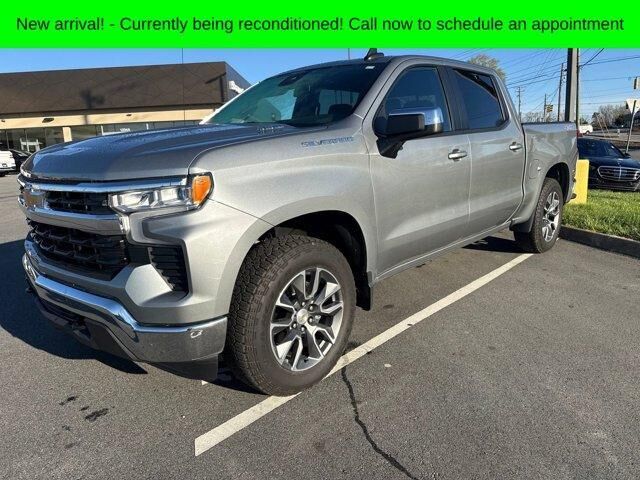 2025 CHEVROLET Silverado