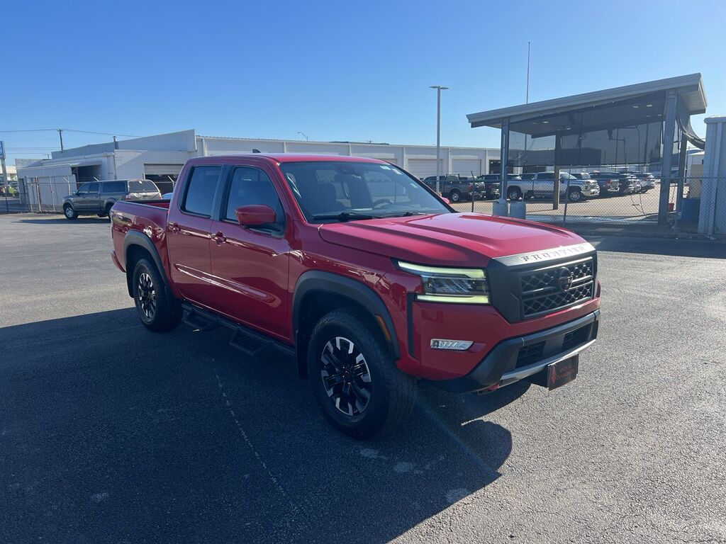 2022 NISSAN Frontier