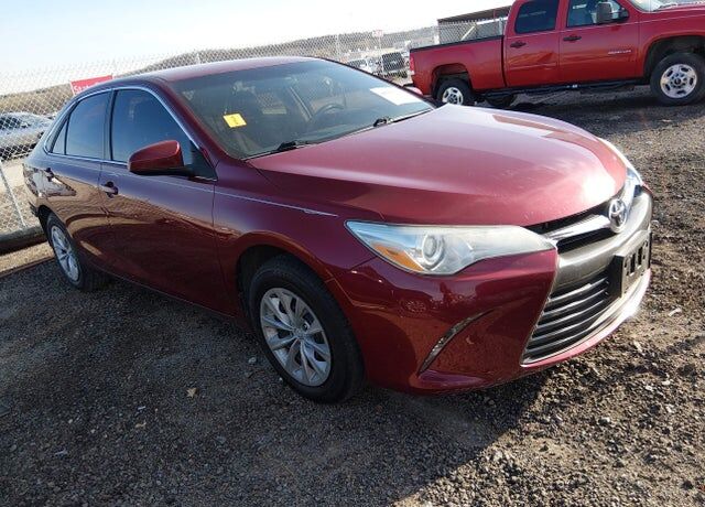 2017 TOYOTA Camry