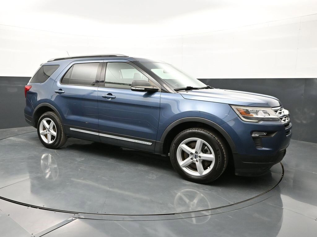 2019 FORD Explorer