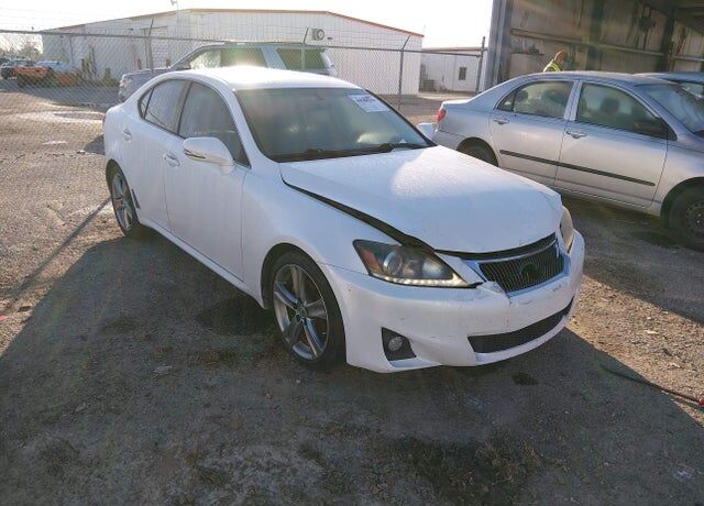 2011 LEXUS IS