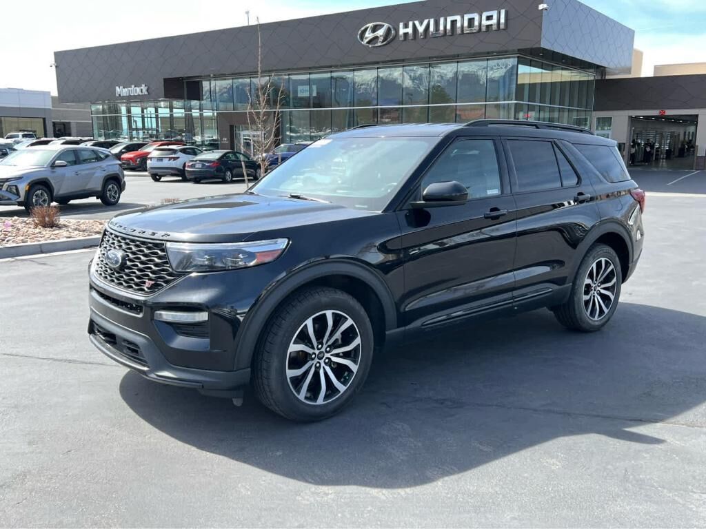 2022 FORD Explorer