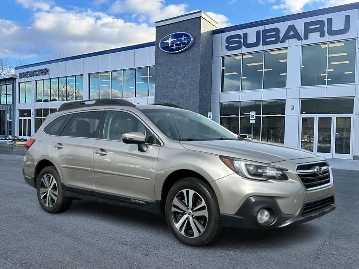 2018 SUBARU Outback